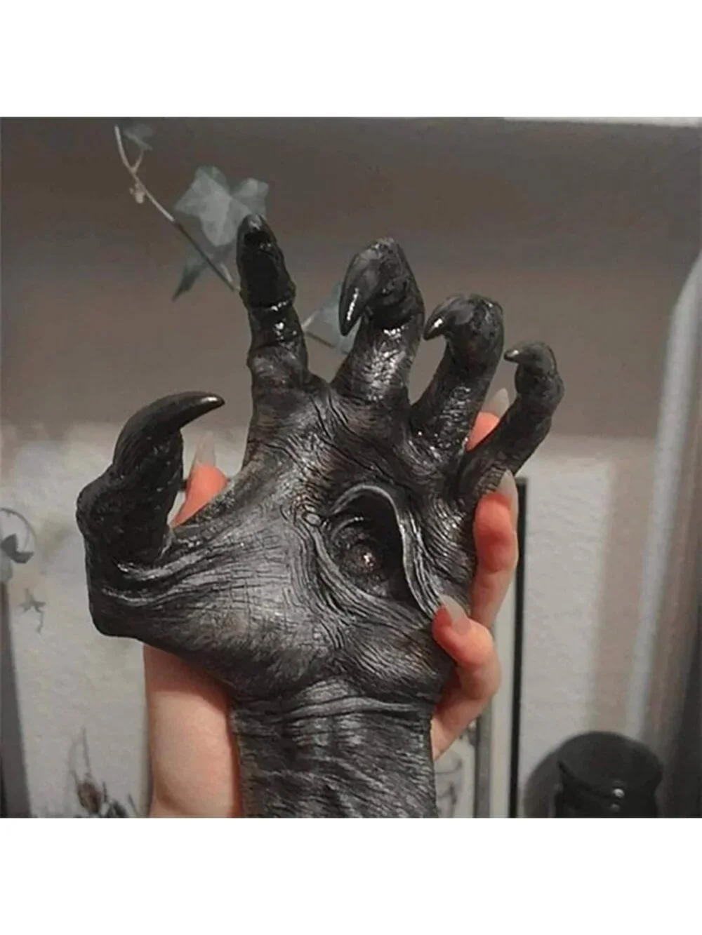 Aesthetic Witch Demon Hand Wall Art Sculpture - Retro Resin Hanging Decor